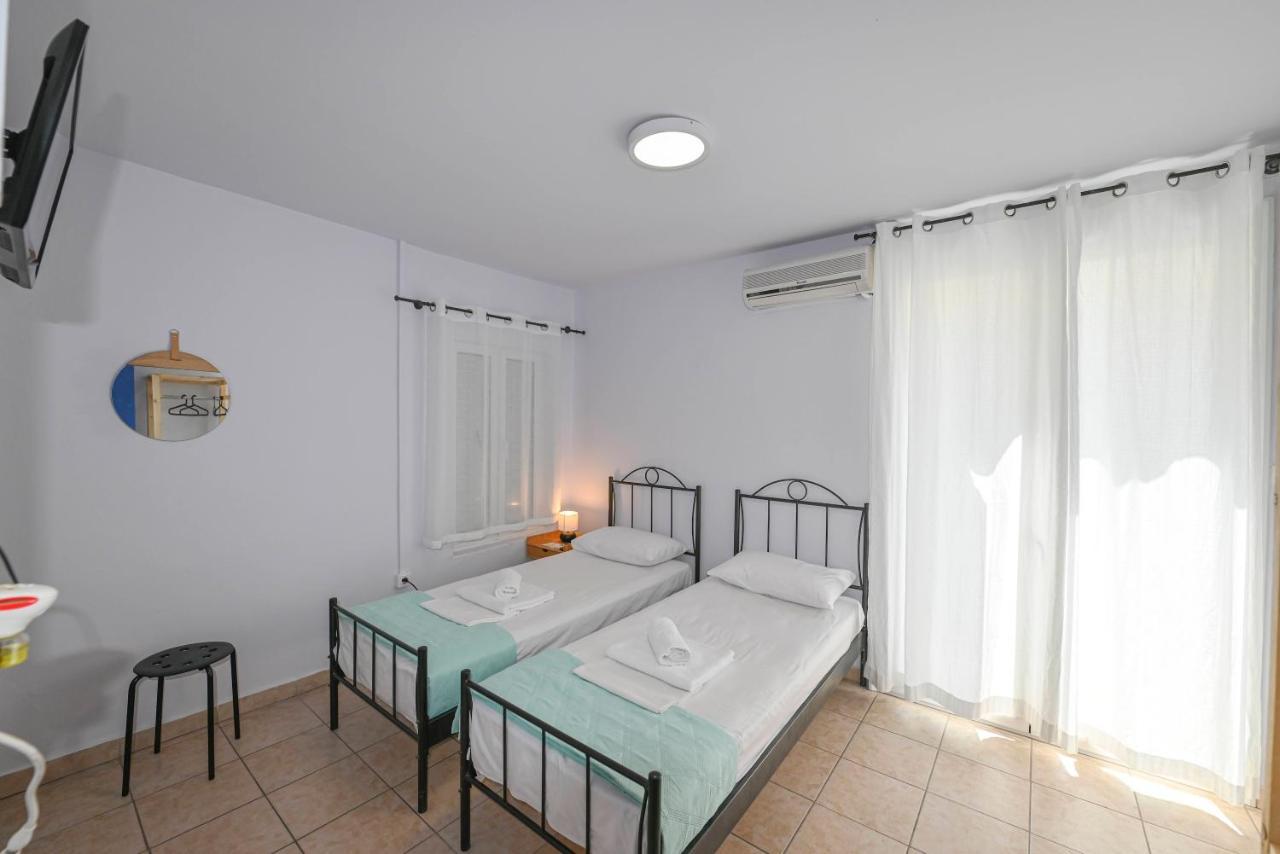 Hermes Rooms Tínos Esterno foto
